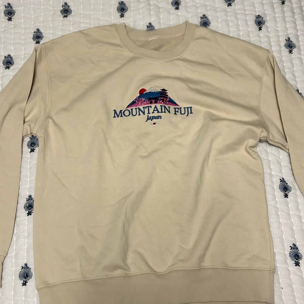 Mount Fuji Crewneck